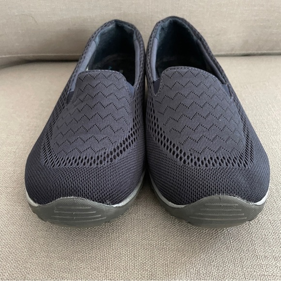 Skechers Relaxed Fit Reggae Fest Willows Vibe Navy Blue Sneakers Women’s Size 9 - Picture 2 of 9